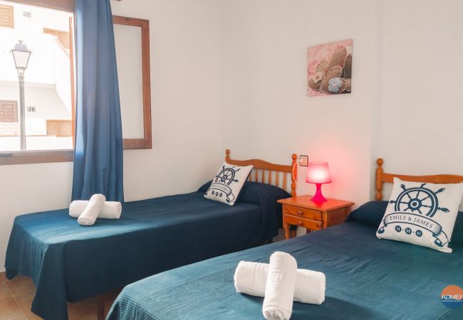 Apartamento en La Manga del Mar Menor - Aldeas Taray 157 Admer