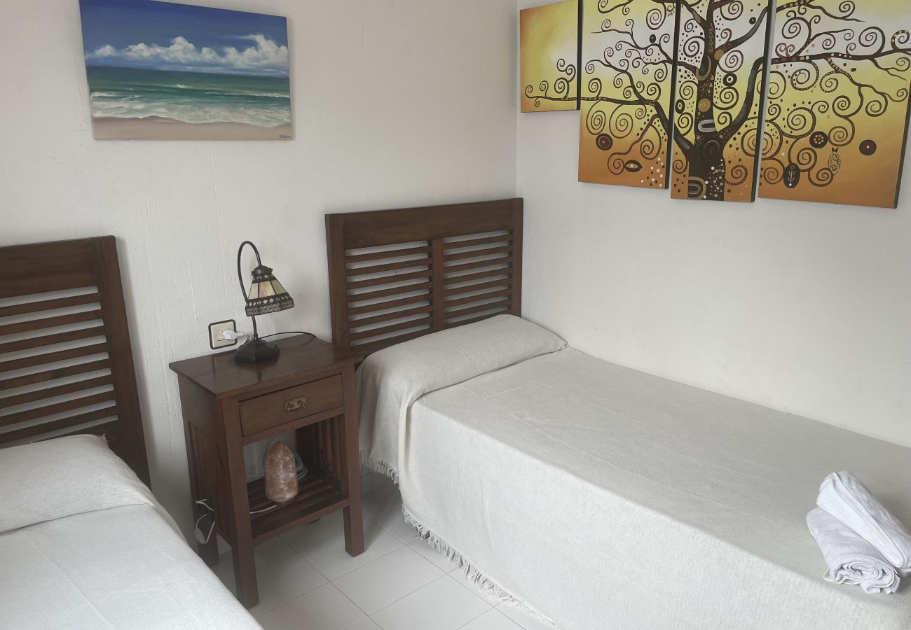 Apartamento en La Manga del Mar Menor - Aldeas Taray 052 Admer