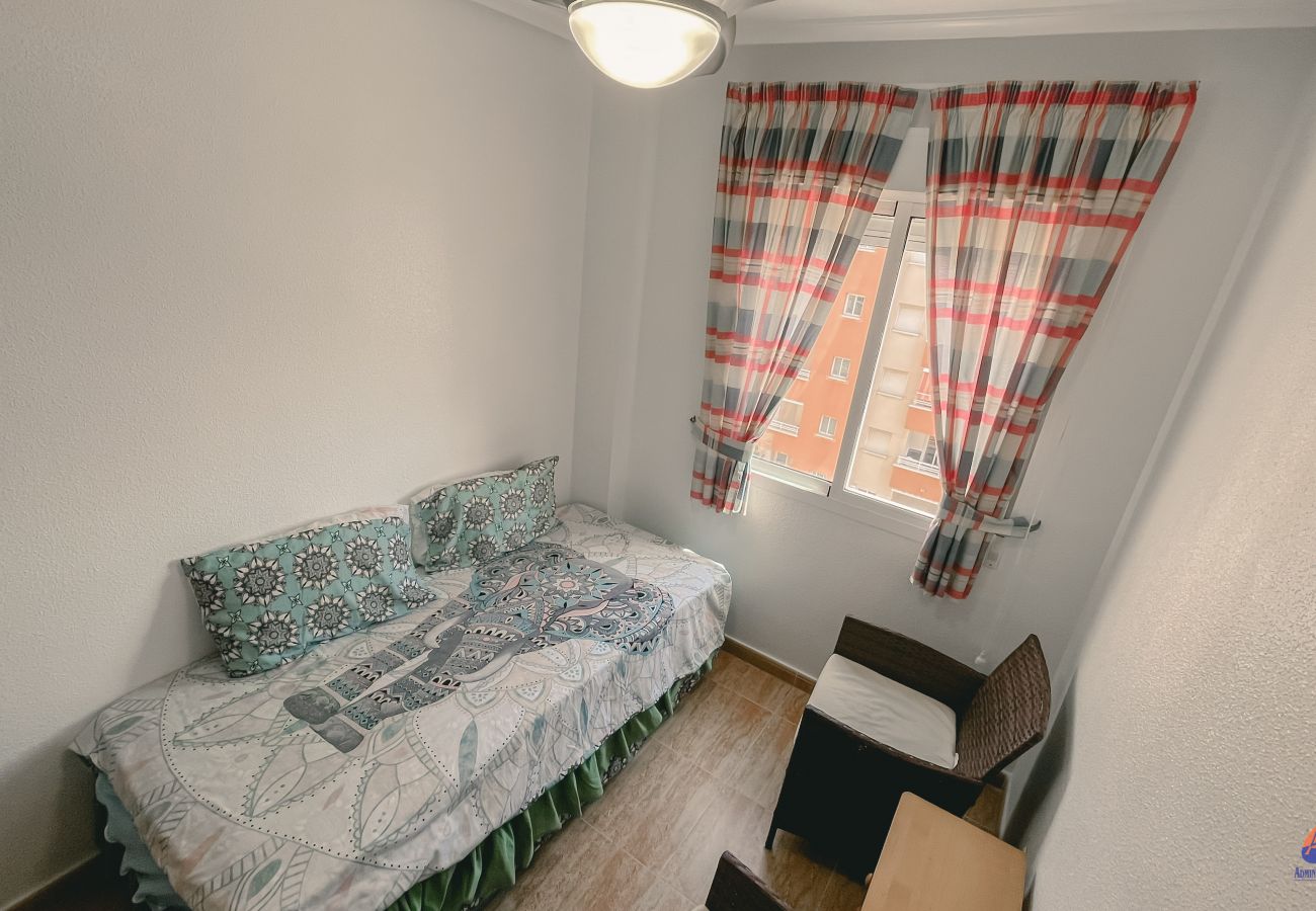 Apartamento en La Manga del Mar Menor - Luz Bahía 1-8º-3