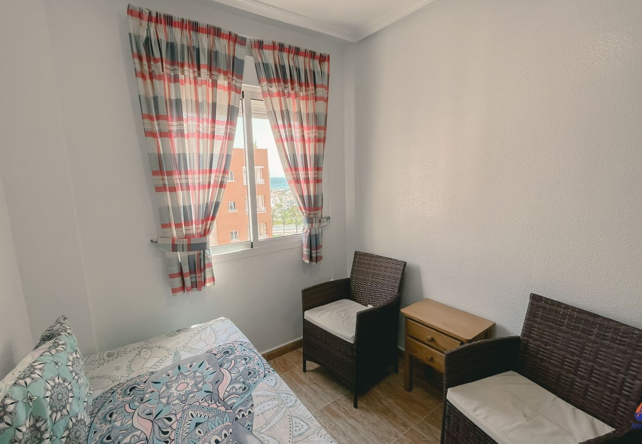 Apartamento en La Manga del Mar Menor - Luz Bahía 1-8º-3