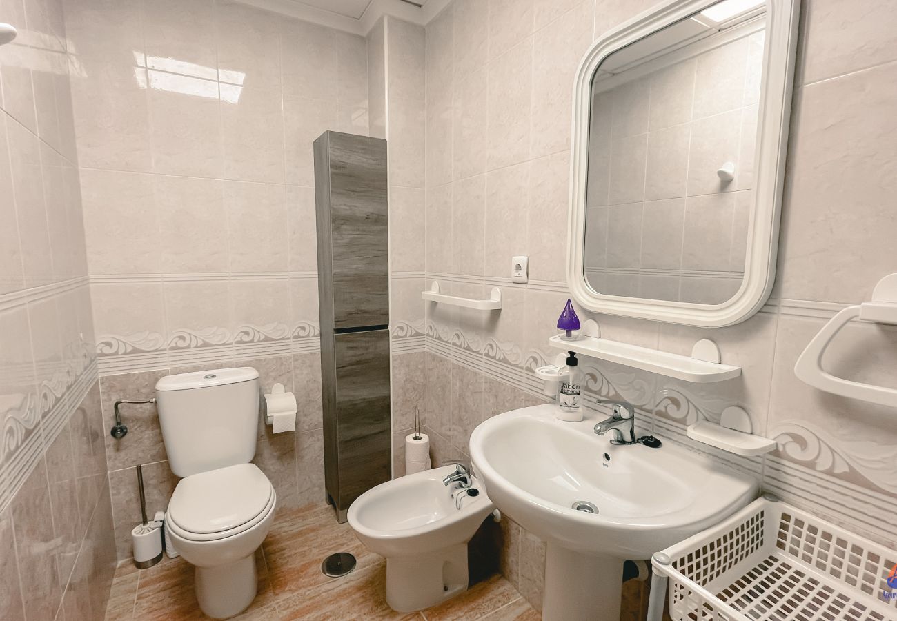 Apartamento en La Manga del Mar Menor - Luz Bahía 1-8º-3