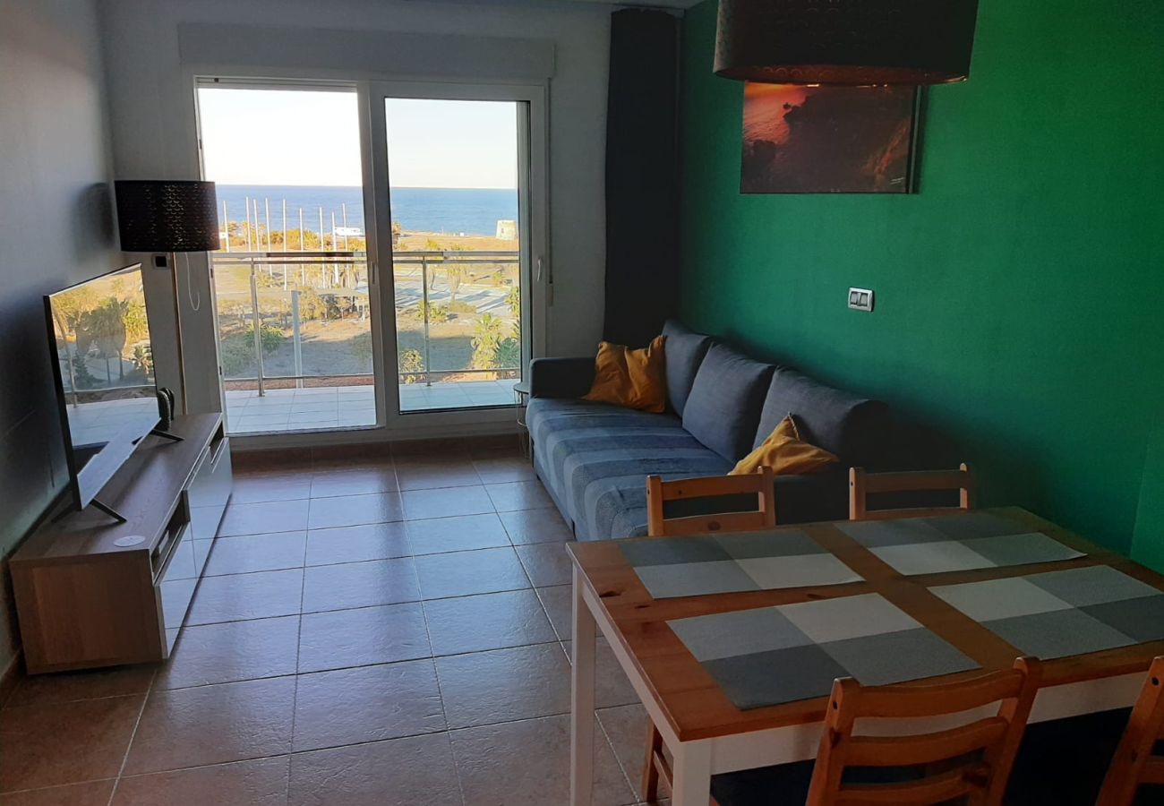 Apartamento en La Manga del Mar Menor - W/ V.Golf 2-4D admer