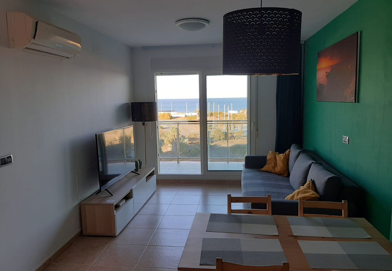 Apartamento en La Manga del Mar Menor - W/ V.Golf 2-4D admer