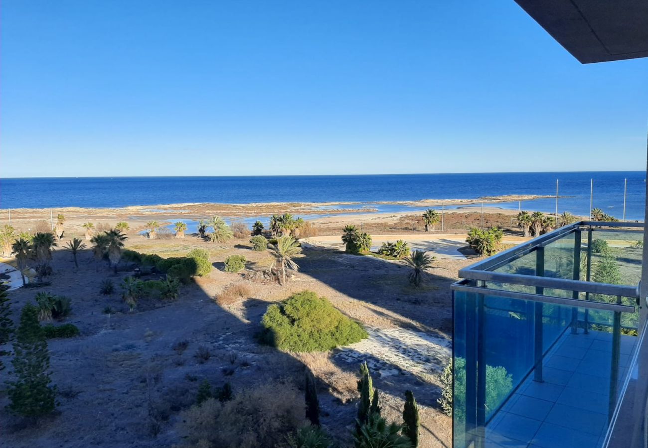 Apartamento en La Manga del Mar Menor - W/ V.Golf 2-4D admer