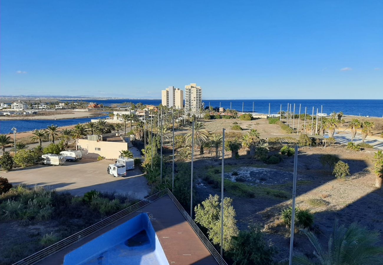 Apartamento en La Manga del Mar Menor - W/ V.Golf 2-4D admer