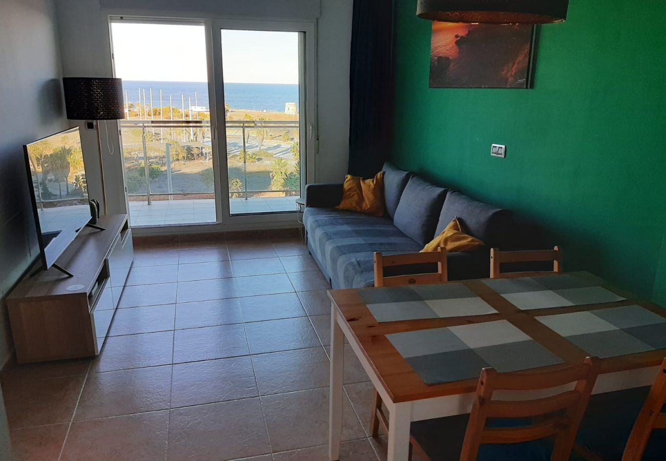 Apartamento en La Manga del Mar Menor - W/ V.Golf 2-4D admer
