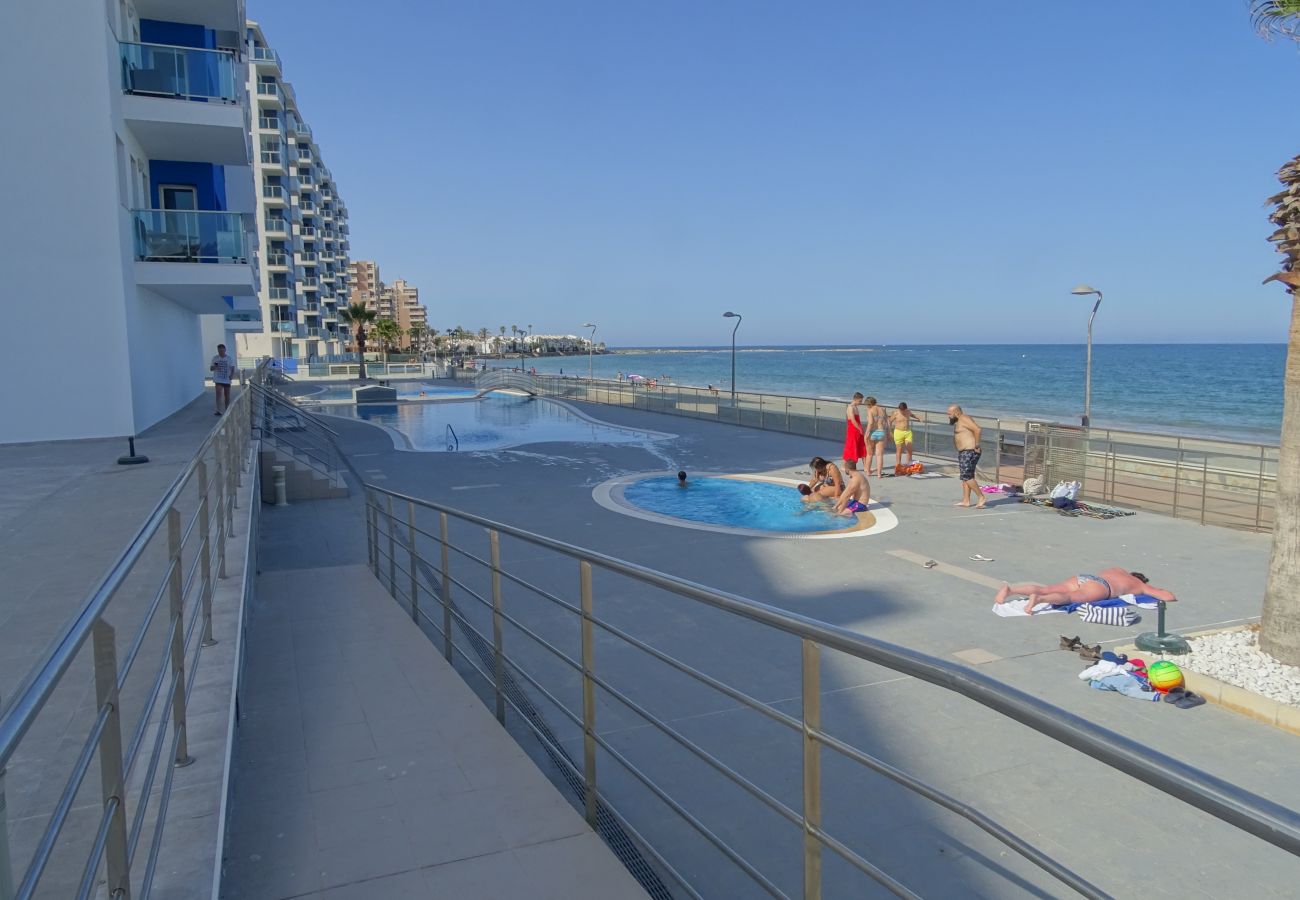Apartamento en La Manga del Mar Menor - Mar Azul  B-2-7ºA