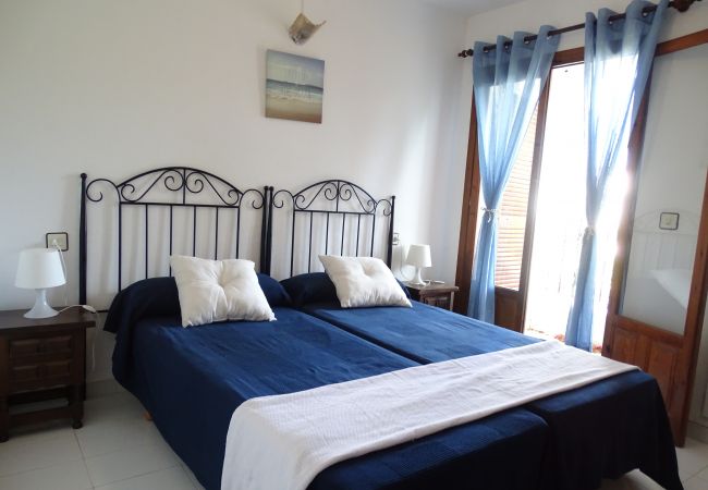 Apartamento en La Manga del Mar Menor - Aldeas Taray 100 Admer