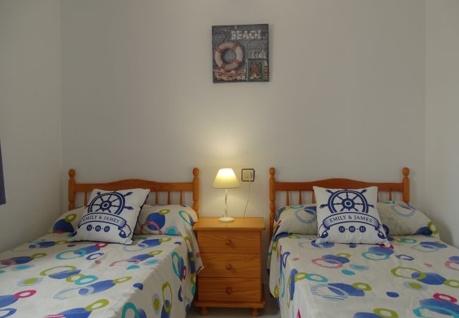 Apartamento en La Manga del Mar Menor - Aldeas Taray 076 Admer