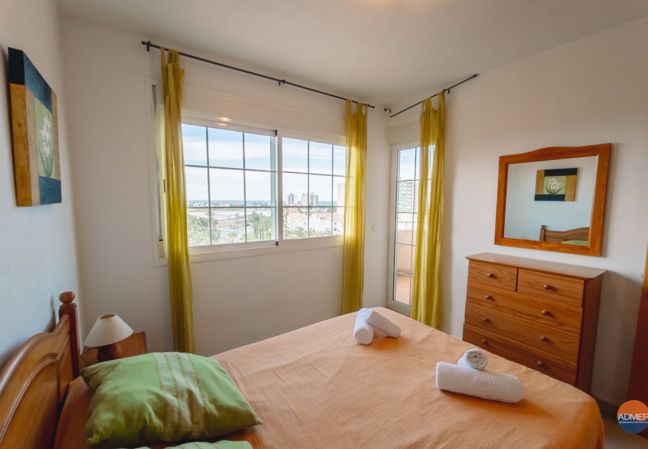 Apartamento en La Manga del Mar Menor - C. Veneziola  A-5ºJ