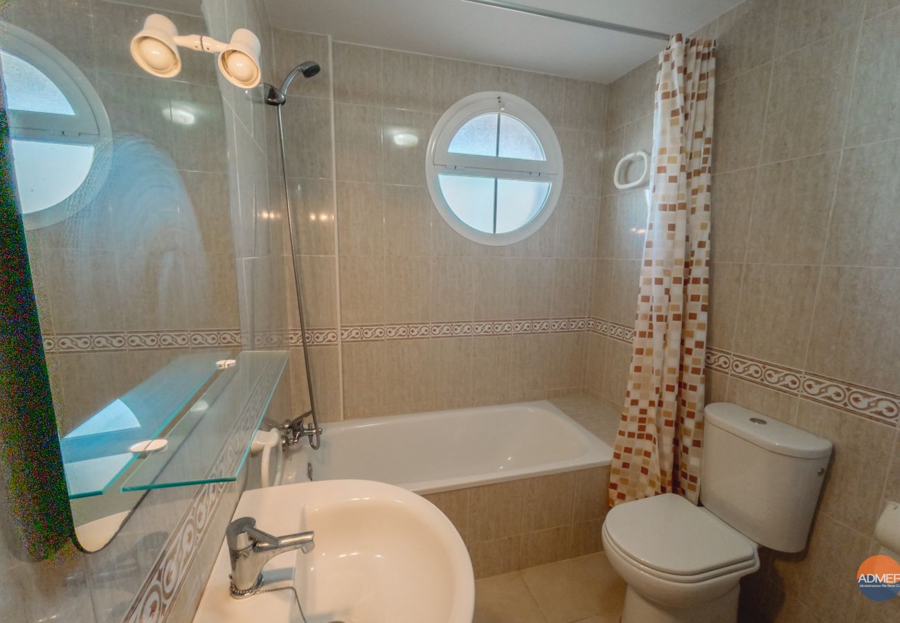 Apartamento en La Manga del Mar Menor - C. Veneziola  A-5ºJ