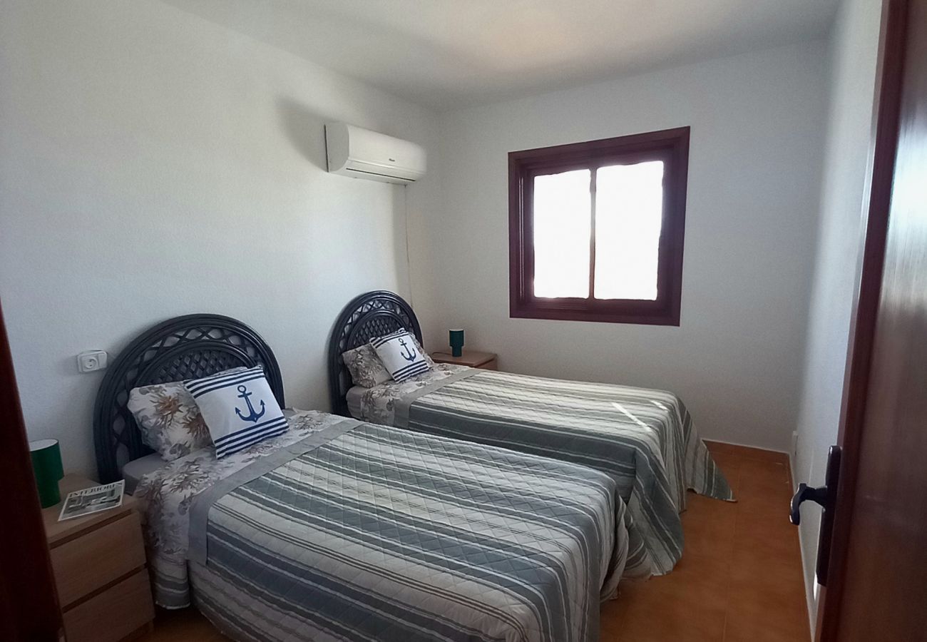 Apartamento en La Manga del Mar Menor - Aldeas Taray 048 Admer