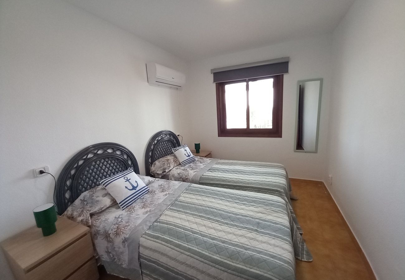 Apartamento en La Manga del Mar Menor - Aldeas Taray 048 Admer